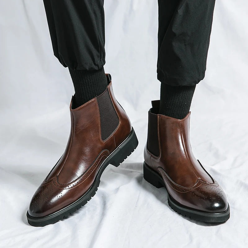 Premium men's dress boots, chelsea silhouette with decorative brogue, perfect for smart casual.