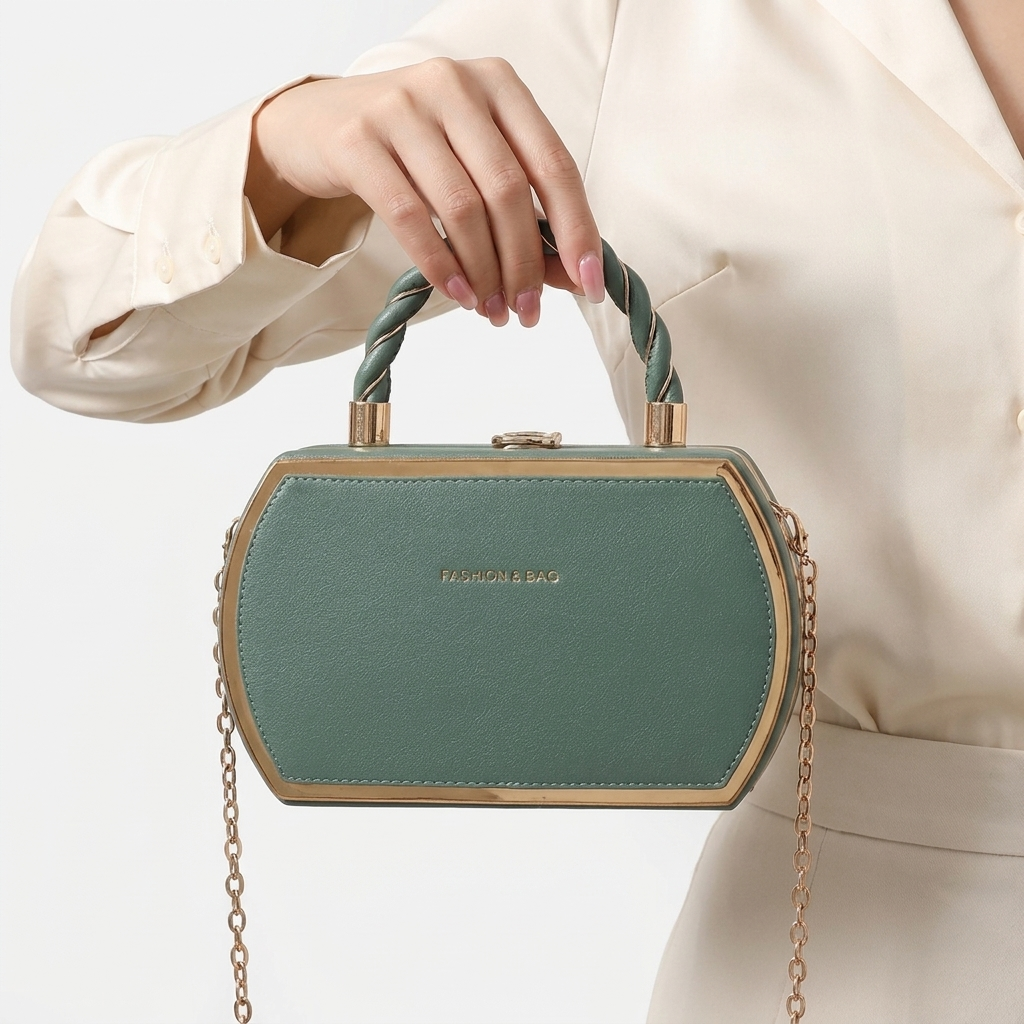 Elegant women's vintage shoulder bag, a timeless classic accessory enhancing any fashion style.