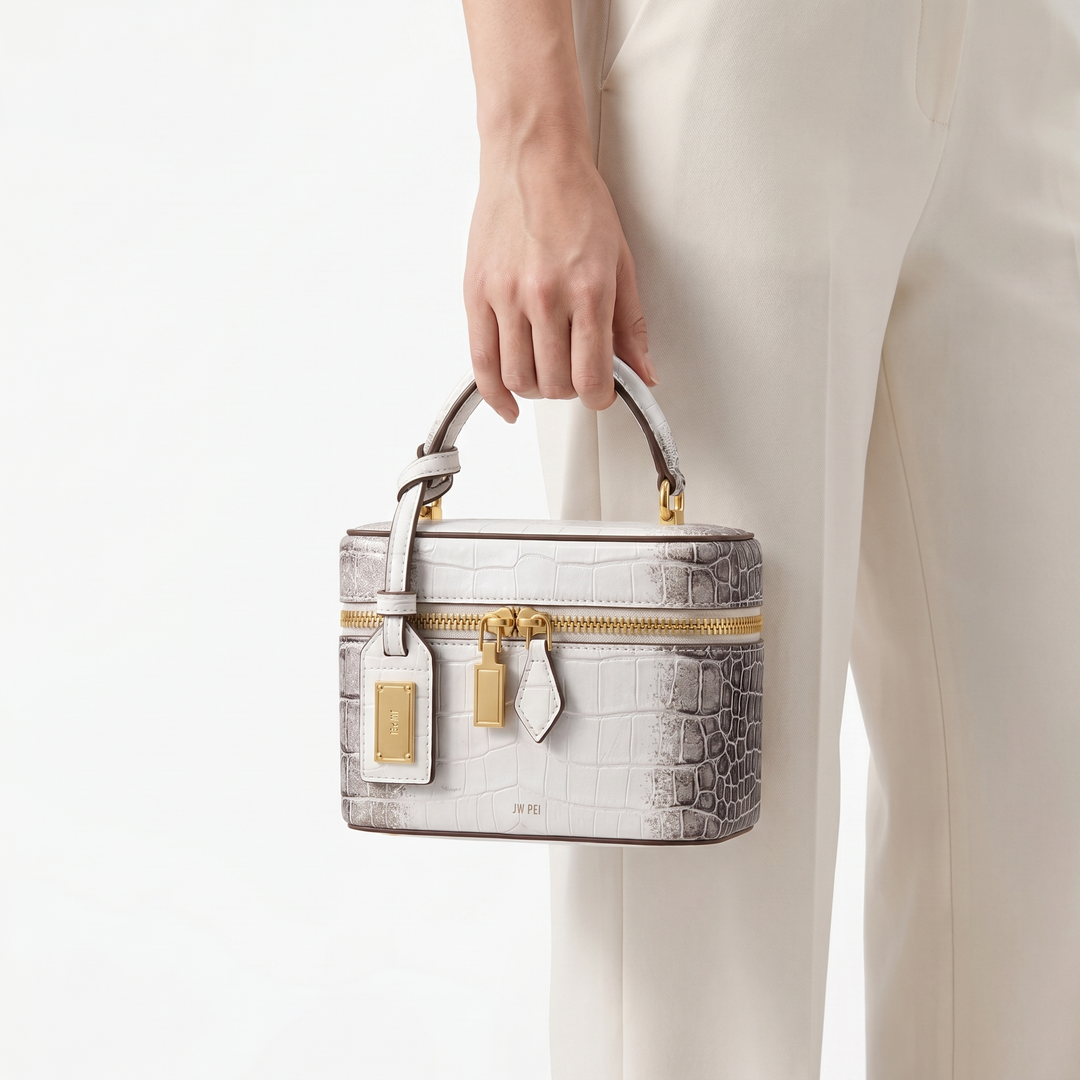 Green crocodile print box bag. Women's versatile faux leather shoulder & crossbody bag, elegant fashion accessory.