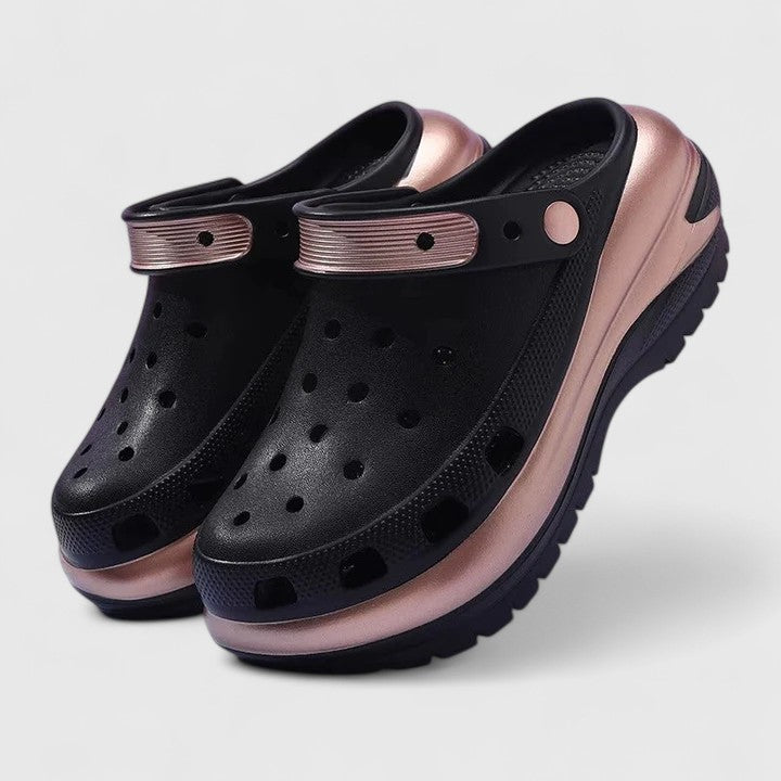 Women's walking sandals with orthopedic arch support. Non-slip platform sole perfect for summer outdoor comfort.