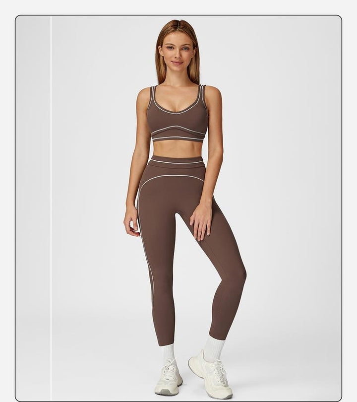 Comfortable women's sculpting active set, two-piece workout leggings & sports bra for athleisure & yoga.