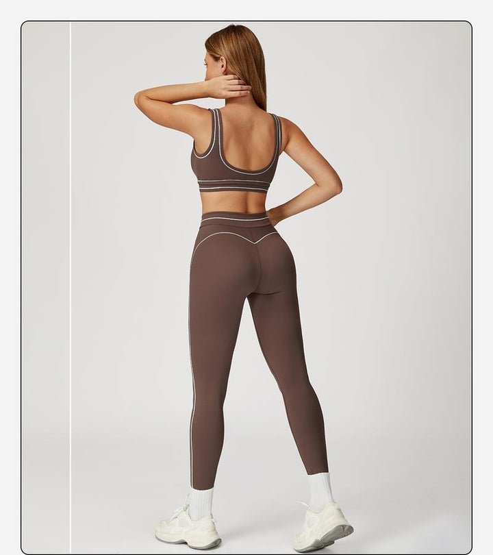 Versatile women's sculpting active set, two-piece workout outfit with leggings & sports bra for gym, yoga, & athleisure.