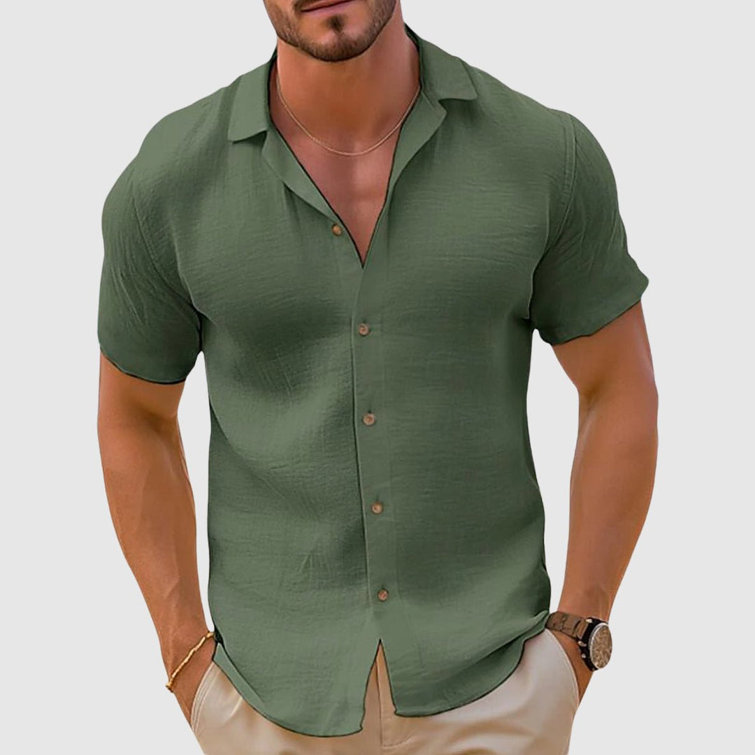 Versatile men's short sleeve casual shirt with a relaxed collar. Ideal for summer, travel & everyday comfort.