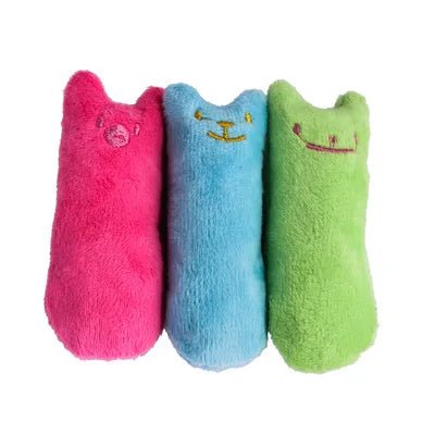 Durable catnip plush toy, perfect for keeping cat's teeth clean and providing interactive fun.