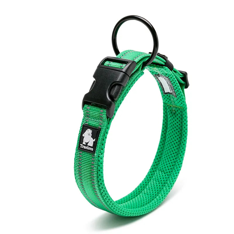 Walking gear: Reflective dog collar ideal for evening strolls, ensuring pet visibility.
