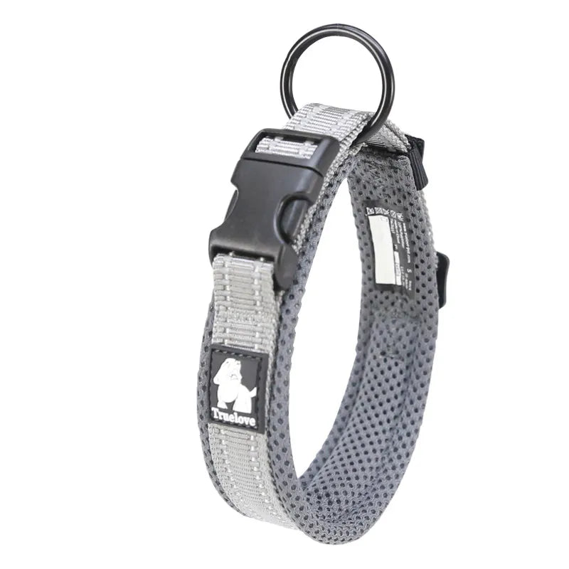 Reflective and breathable dog collar, perfect for long walks and pet safety awareness.