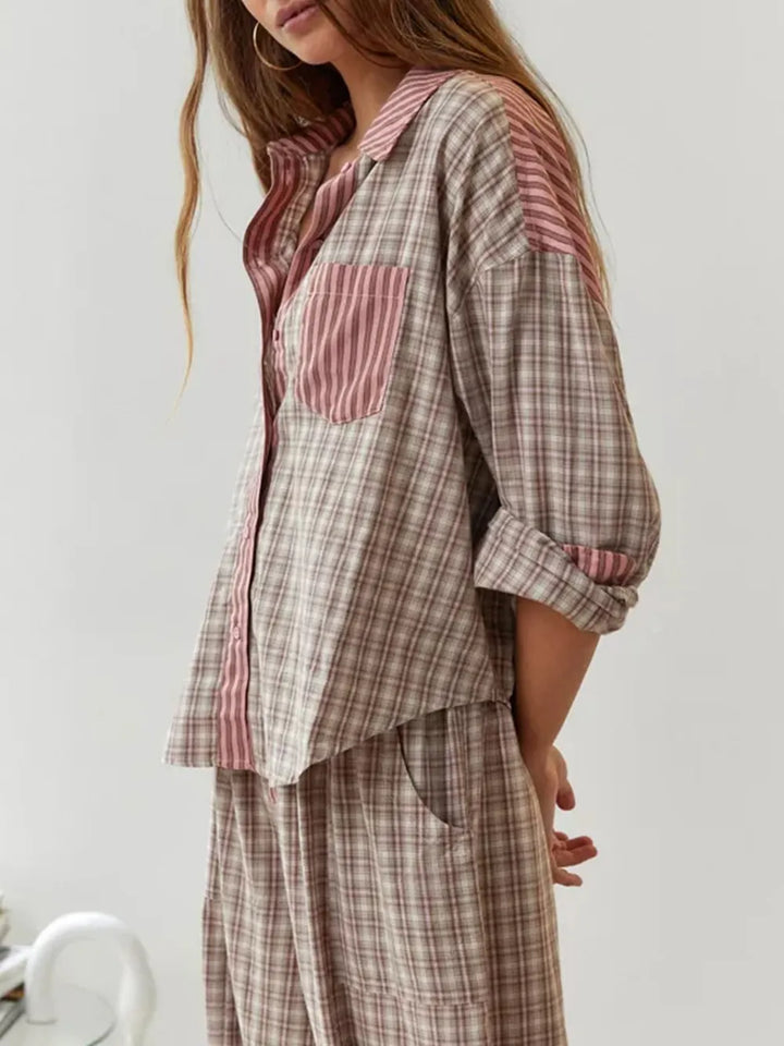 Versatile women's vintage pajama and loungewear set. Relaxed fit two-piece for ultimate comfort and cozy nights.