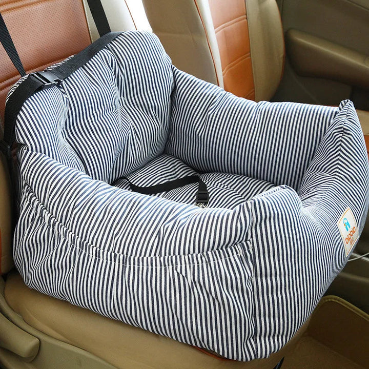 Washable liner pet carrier, airline approved for small dogs and cats.