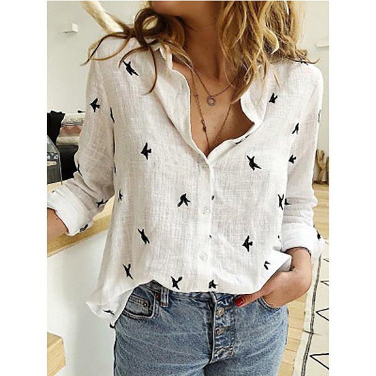 Lightweight women's stylish blouse, perfect versatile ladies' top for spring and summer fashion. Breathable.
