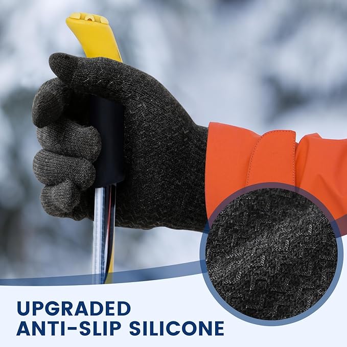 Super warm thermal winter gloves with touchscreen capability, great for outdoor adventures.