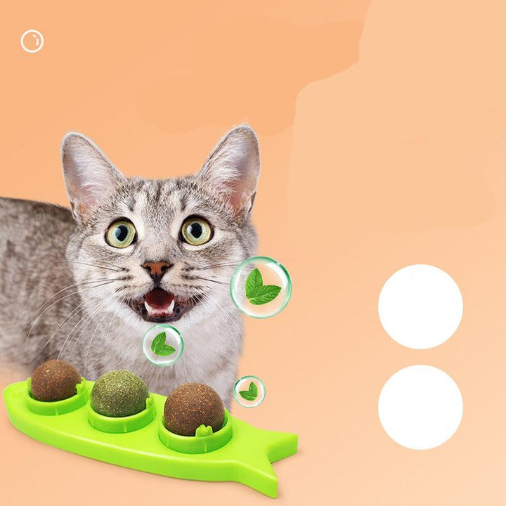 Stress-relieving catnip licking toy station for cats, promotes enrichment