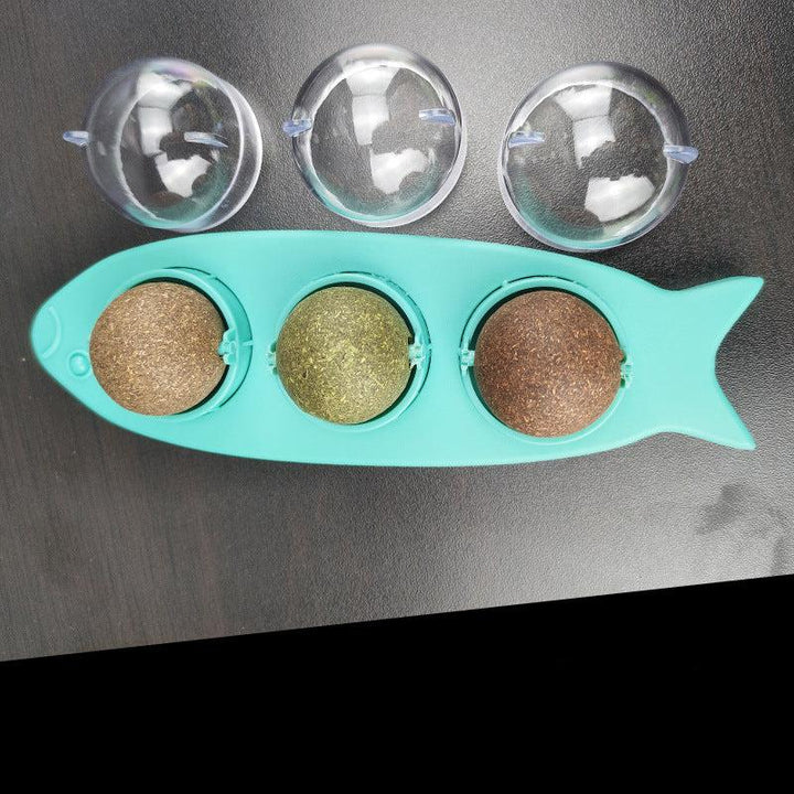 Pet entertainment: Unisex Catnip Lick Toy Station, aids stress relief