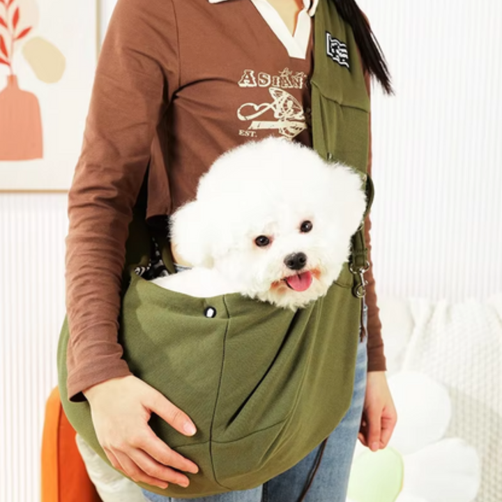 New4 unisex pet carrier for small dogs & cats, featuring a travel-friendly design and secure closure