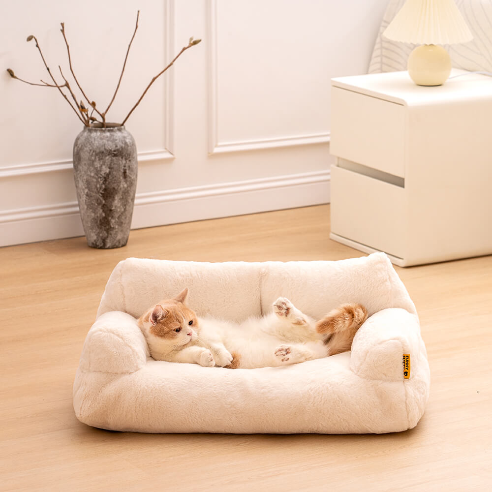 Soft 'Vintage Diamond' pet bed, a cozy haven for small dogs and all cats