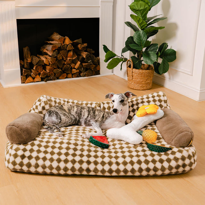 Compact 'Vintage Diamond' pet bed, ideal for small spaces and small companions