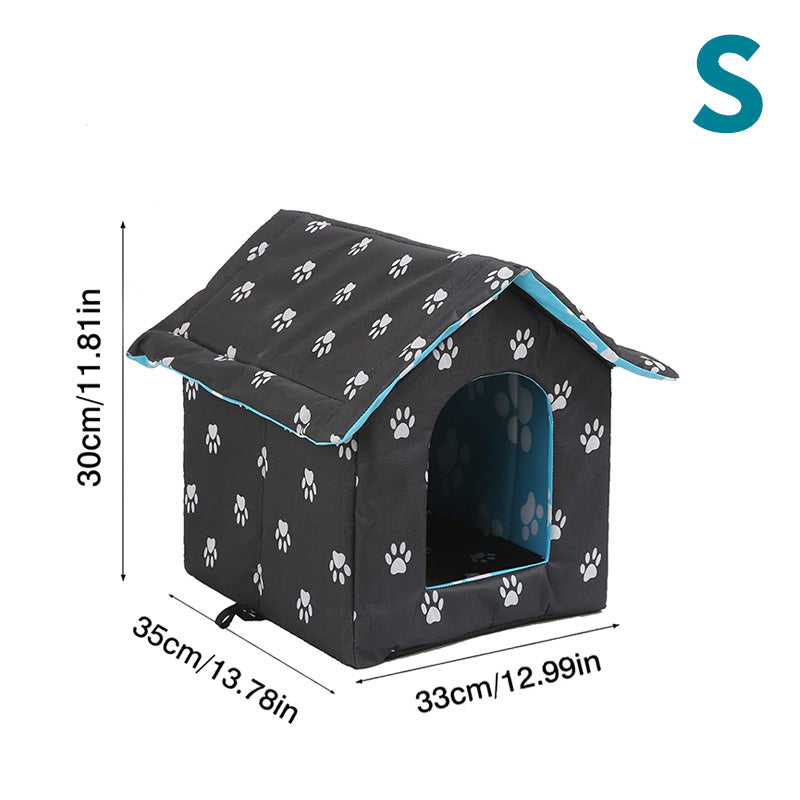 Pet house for outdoor cats, designed with a self-warming pad for extra warmth.