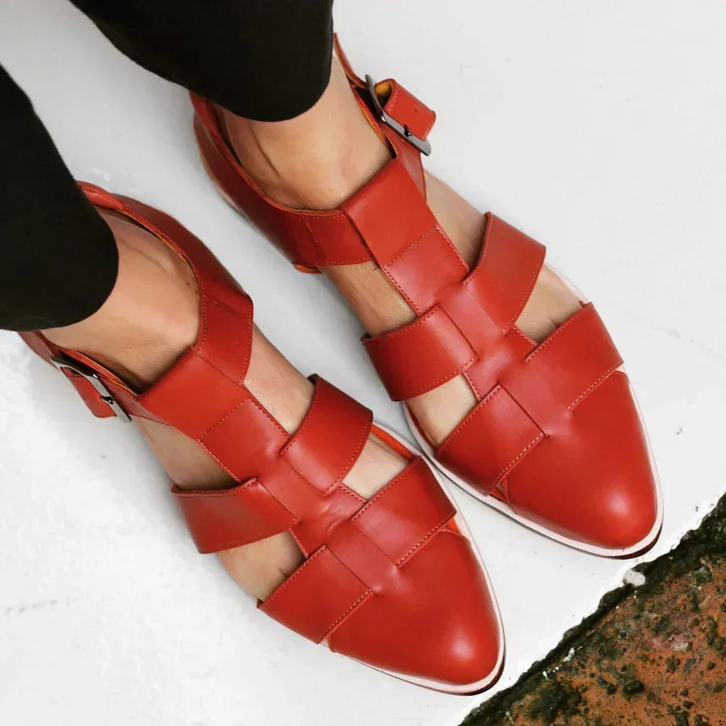 Women's comfortable flat sandals for casual daily wear, perfect summer footwear with stable support.