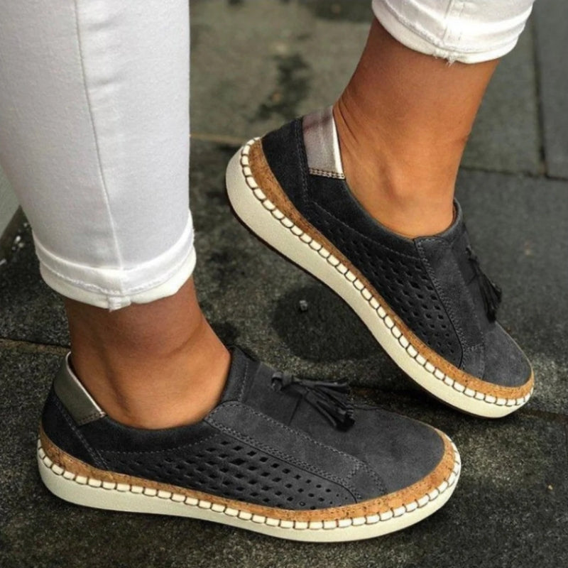 Women's orthopedic slip-on shoes, breathable with arch support. Perfect for spring/summer comfort & walking.